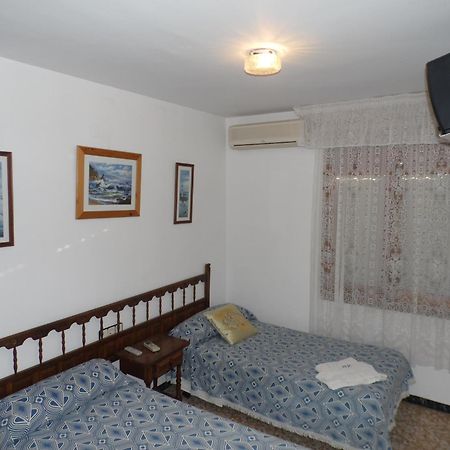 Hostal Roca Fayón 部屋 写真