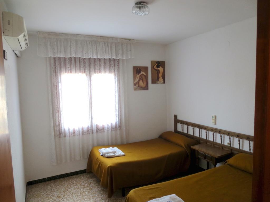 Hostal Roca Fayón エクステリア 写真
