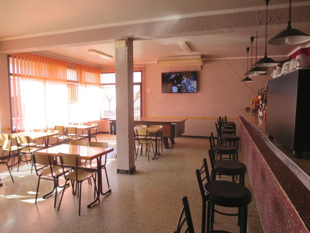 Hostal Roca Fayón エクステリア 写真